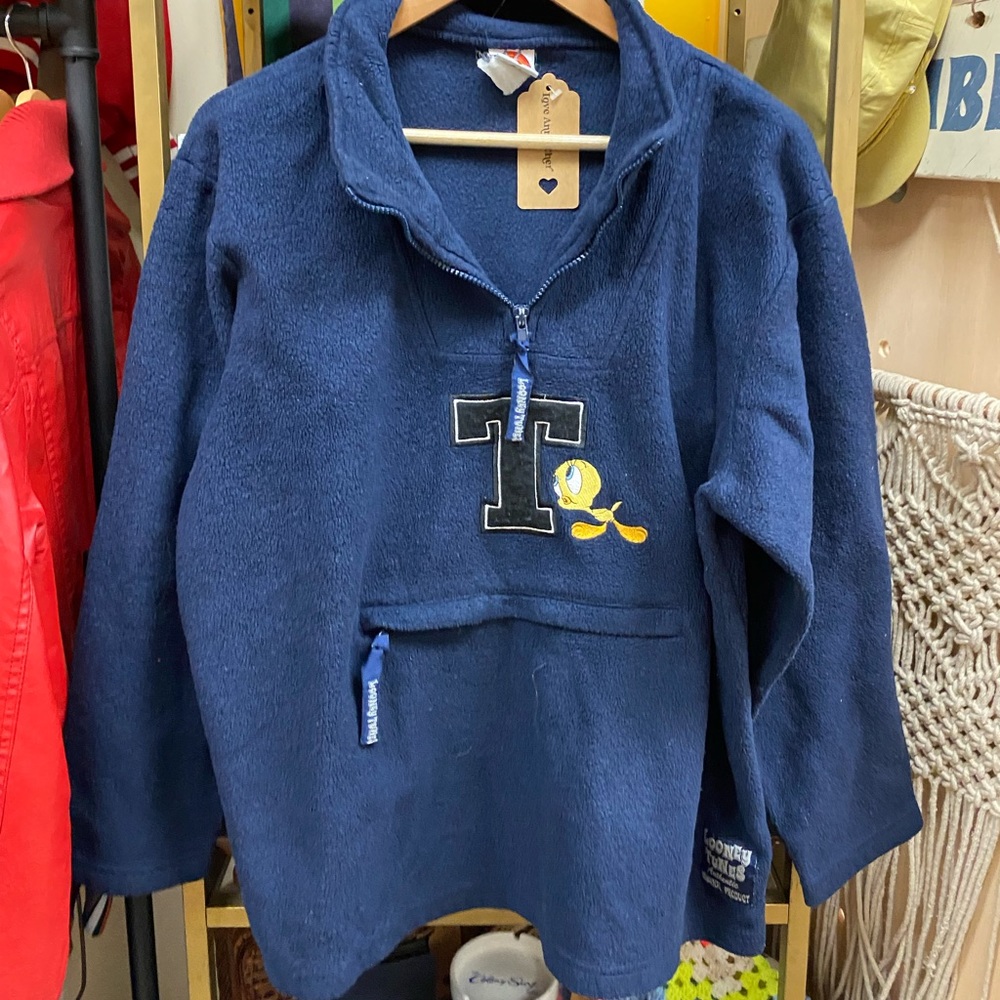 *SOLD* 2000s Tweety Bird Pullover fleece